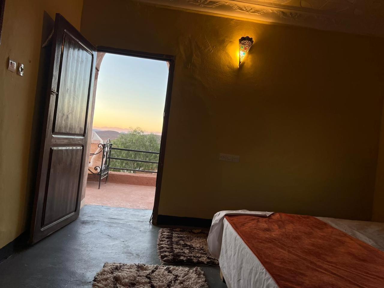 Kasbah Tifoultoute Affittacamere Tajda